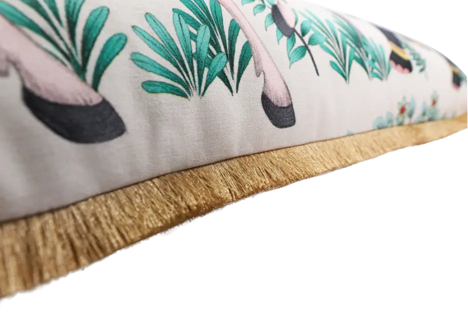Kissen mit orientalischem Design und goldenen Fransen